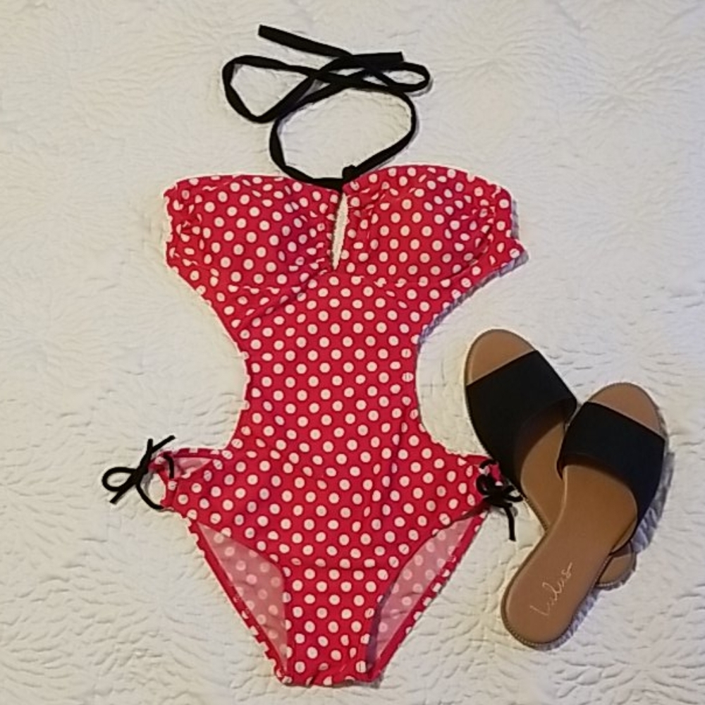 👙ITSY BITSY POLKA DOT Monokini